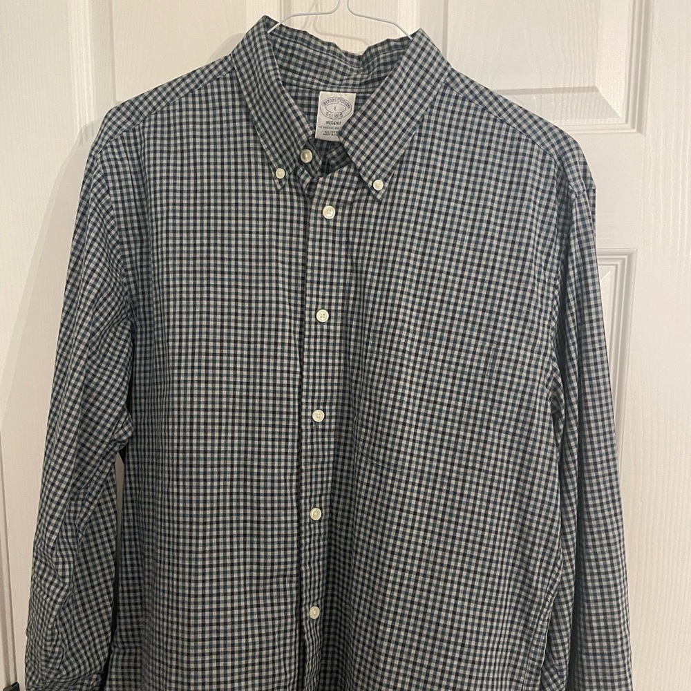 Brooks Brothers Regent Fit Button Up Shirt